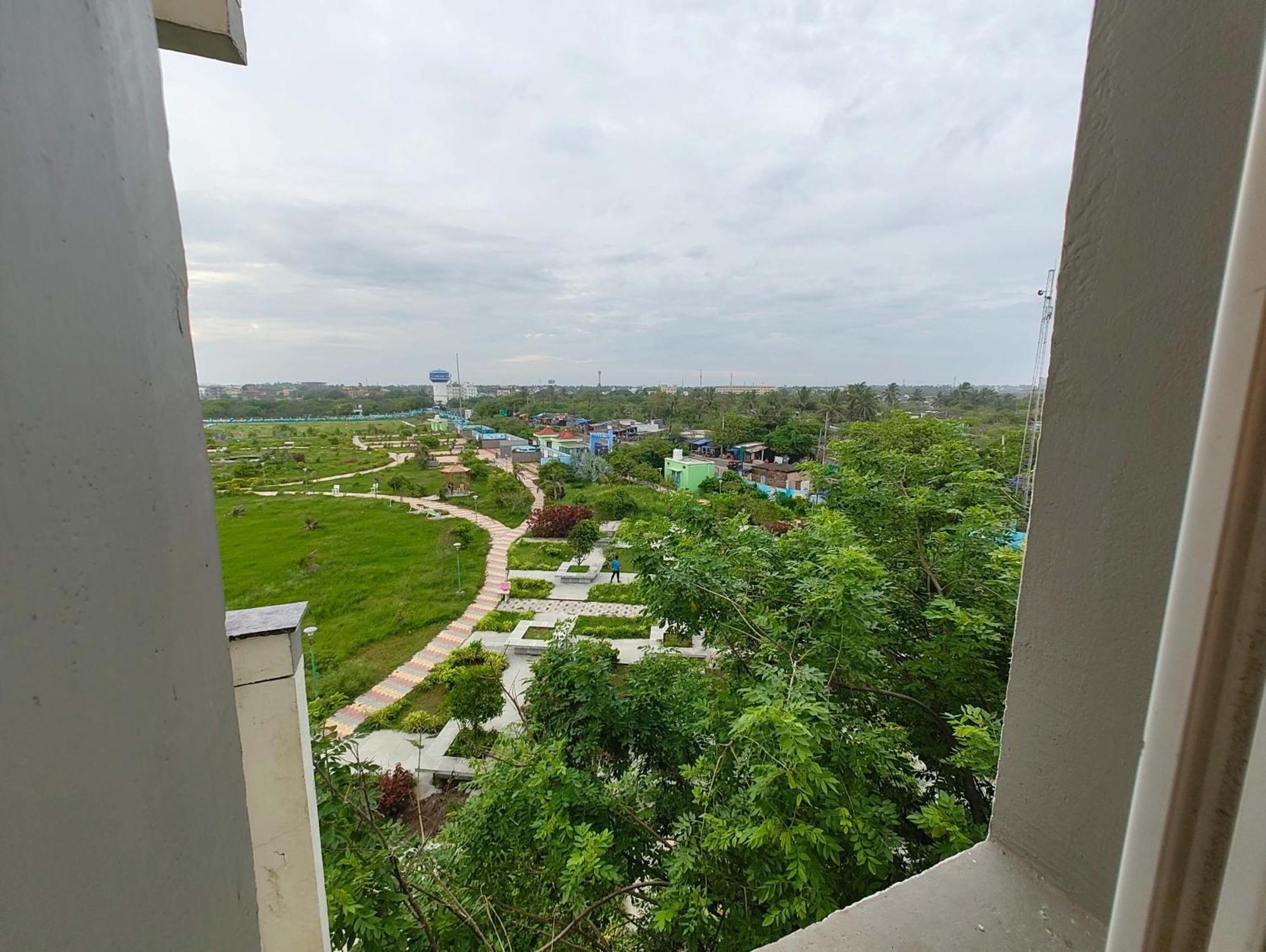 Hotel Goroomgo Park View - Spacious And Decorated - Best In