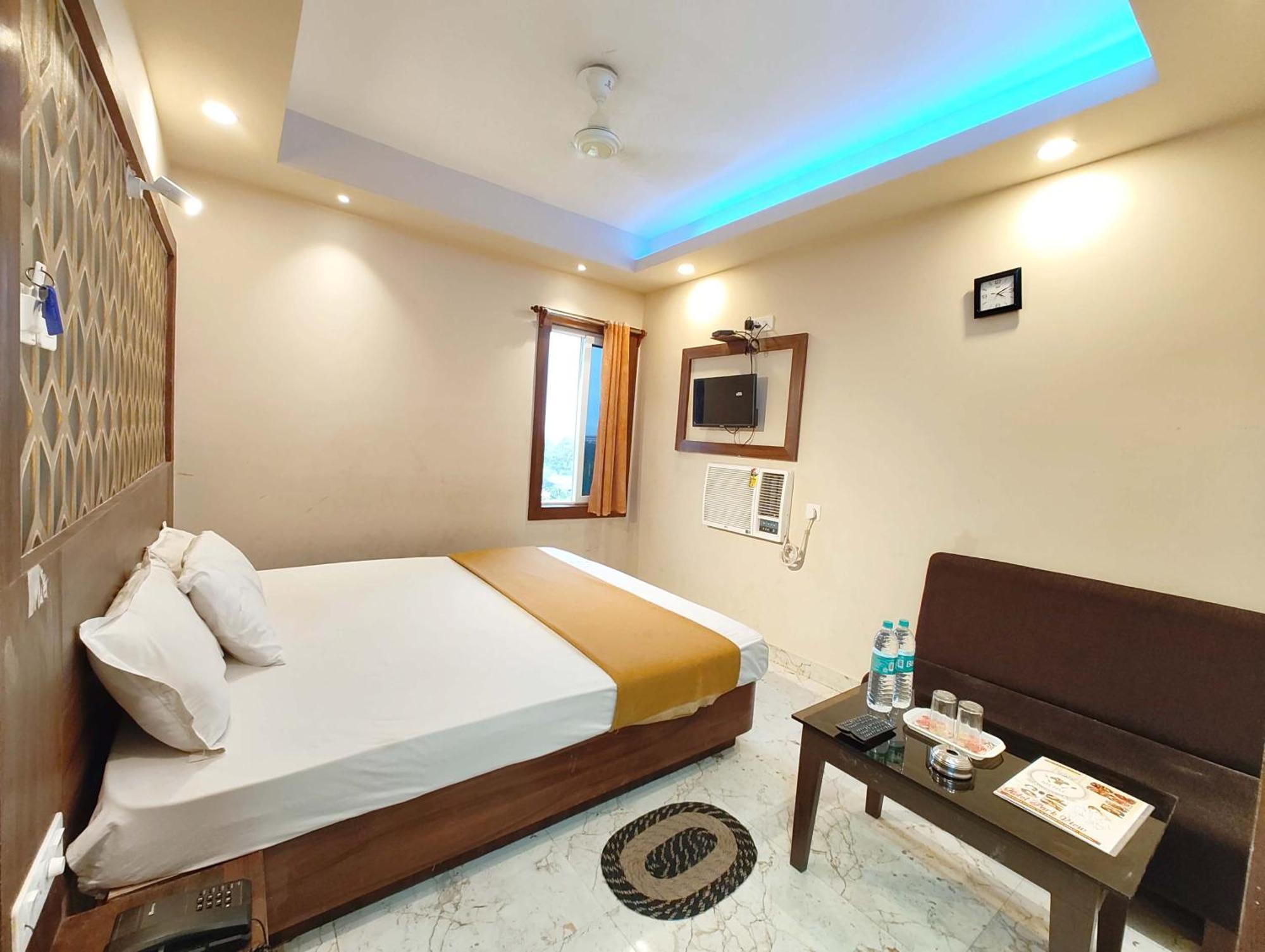 Goroomgo Park View - Spacious And Decorated - Best In 4*